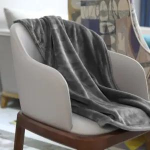 소프트 극세사 담요(다크그레이) (70x100cm)/밍크/휴대/보온/겨울/차박/난방/도톰한/블랭킷/거실/따뜻한