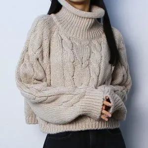 [파라노말샵]돌돌이 꽈배기 나그랑 폴라 니트티