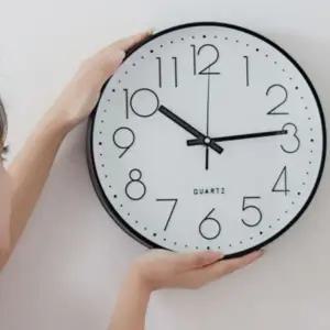 무소음벽시계 인테리어 아날로그 무소음 소품 벽 디자인
