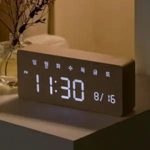 요일표시 큰 LED 숫자 탁상시계 인테리어용품 소품샵