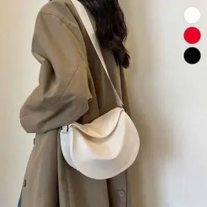 여성 데일리 반달모양 숄더백 크로스백 나일론 가방 3색