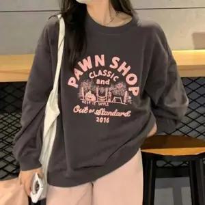 여자상의 여성 간절기 라운드 레터링 포인트 기모 티셔츠