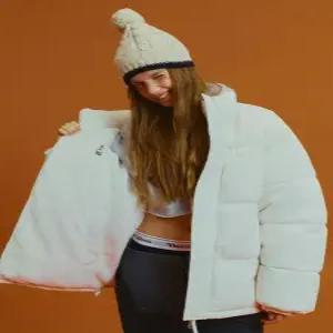 후아유 Reversible Puffer Padding steve WHJPF4V15U