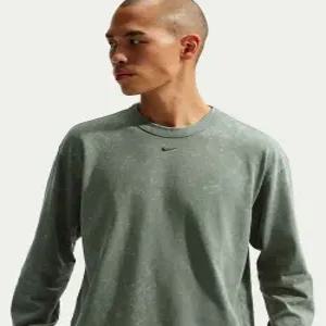 나이키 스포츠웨어 프리미엄 에센셜 긴소매 티셔츠 M - 클레이 그린 / HV0128-364 L7K3