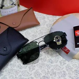 메탈의 고급스러움, 레이벤 투브릿지 보잉 선글라스 0RB 3663 002/31 룩소티카 코리아 정품