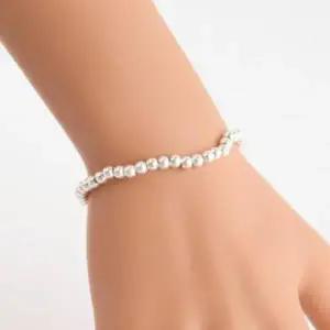 [셀러허브]여자 데일리 사슬 미니멀리즘 비즈 4mm 팔찌 (S18994249)
