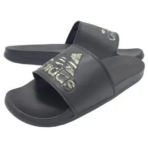 아디다스 남녀공용 슬리퍼 아딜렛 컴포트 슬라이드 실내화 사무실 JP7083