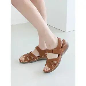 [하프클럽/]펀칭 스트랩 컴포트 샌들 5cm_25S251