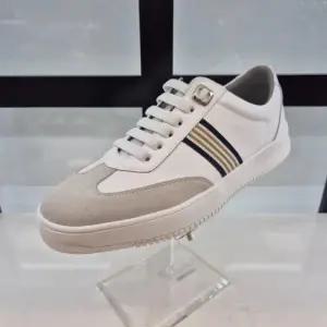 [엘칸토]엘칸토 HC11 소가죽 남성화 A6M5U51X310 (37454468)