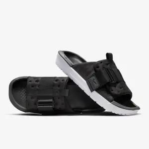 (국내매장판) 나이키 아수나 3 슬라이드 남성 슬리퍼 FB2183-001