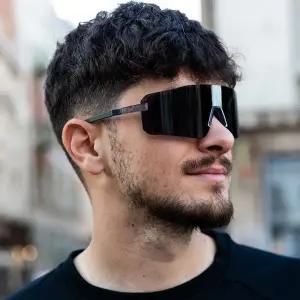 [톰디어][홍범석고글] 톰디어 리얼카본 초경량 러닝 골프 자전거 변색 스포츠 고글 선글라스