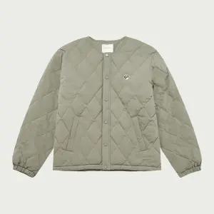 [행텐]행텐 폴리 코어 라운드넥 다이아몬드 퀼팅 점퍼_그린 10540-010-812-69-385