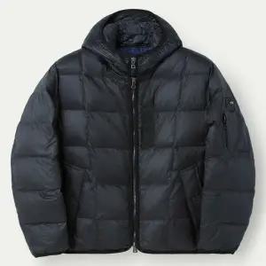 시리즈 역시즌 [series] 미들레이어 경량 다운 점퍼 SAUAW25521NYX