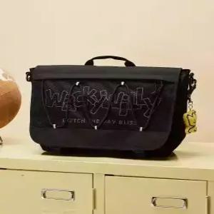 와키윌리 wackywilly 25SS 메쉬 스트링 메신저백 블랙