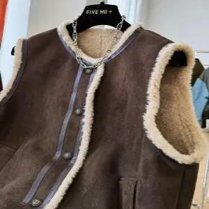 양가죽무스탕 바이크 베스트 양모 모피 남자 조끼 브라운