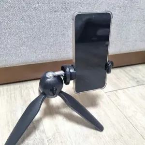 [골드스마일]삼각대 미니 스마트폰 핸드폰 각도조절 휴대용 거치대