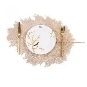 감성 나뭇잎 무늬 테이블 러너 식탁