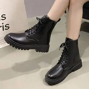 블랙미들 레이스업 워커부츠 여성 데일리 신발