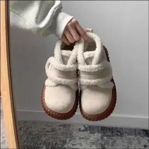 여성 겨울 스웨이드 인조양털 뽀글이 방한 미들부츠 퍼안감 2색 여성방한화 퍼안감부츠