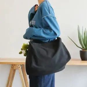 [셀러허브][라일리] Rly 캐주얼 크로스백 빅사이즈 데일리 베이직 디자인 (S9517549)