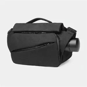 [셀러허브][라일리] Rly 블랙- 멋진 패션 메신저백 방수 USB포트 어깨백 (S9550400)