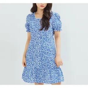 [로엠]스퀘어넥 미니원피스 (RMOWC37RT4-T)