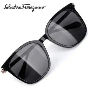 명품 뿔테 선글라스 SF1112SLB-001   FERRAGAMO