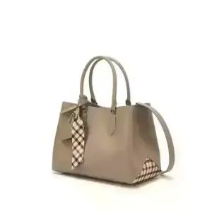 닥스 ACC 베이지 체크배색 소가죽 토트백 DCBA5F132