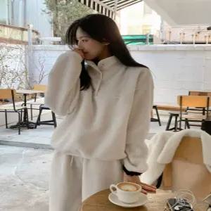 아누아 후리스 셋업