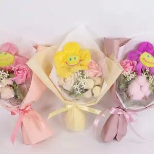 꽃다발 스마일꽃 조화 인형 졸업식 발표회 유치원 어린이집 학예회 생일 선물용