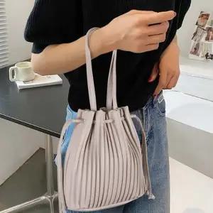 (GB8993) 여자 패션잡화 겨울 백팩 여성 뽀글이 토트