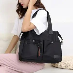 방수소재 핸드백 멀티 포켓 크로스백 숄더백 여성