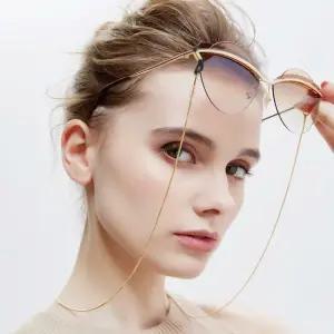 셀럽 메탈 체인 안경줄 패션 아이템 셀럽 메탈 체인 안경줄 패션아이템