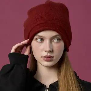 [KOLEAT]도톰 니트 방한 겨울 모자 롱 비니 [RED] 리본 스트랩