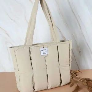 빅사이즈 패딩 숄더백 레터링 숄더백 데일리 겨울 여성