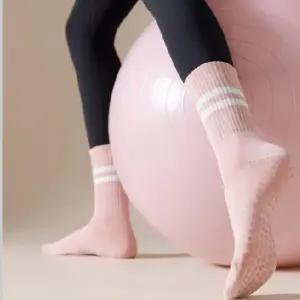 요가양말 필라테스 논슬립 미끄럼방지 운동 장목 양말 홈트 롱삭스