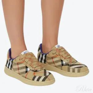 [버버리]체크 여성 스니커즈 151011880