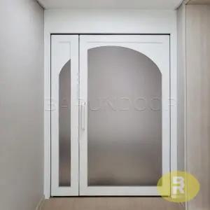 68번 비대칭양개스윙중문 아치형 유백화이트 샤틴투명강화유리