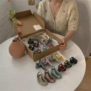 [셀러허브]여자 페미닌 매트 딥컬러 클래식 헤어핀 집게핀 (S9267594)