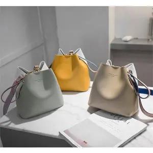 [셀러허브][라일리] Rly 여성 크로스백 3컬러 1P 데일리 직장인 학생 버킷백 (S9523279)