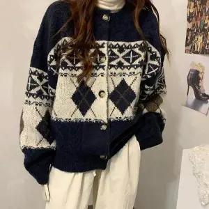 [셀러허브][S52PN84S2]루즈소프트 크루넥 여성니트 가디건 (S12874461)