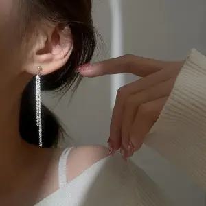 [실버925] 루라스 롱 드롭 실버 귀걸이