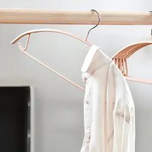 베르 논슬립옷걸이 주우재옷걸이 어깨뿔방지/옷걸이/니트/접이식/미끄럼/방지/논슬립/정장/옷걸이