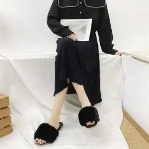 여자 4컬러 포근한 퍼 소재 겨울 뽀글이 슬리퍼 (WFKB3UA)