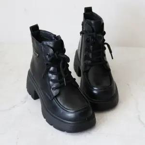 볼드 컴포트 쿠션 미끄럼방지 발편한 키높이 워커부츠 6CM P-S950(부츠)