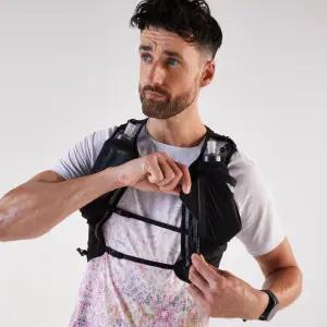 데카트론 트레일 러닝 백 10L 900(1L 하이드레이션 팩 포함) 킵런