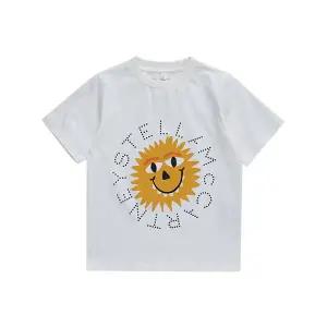 스텔라매카트니 TT8S01 Z0434 101 선샤인 몬스터 로고 그래픽 아동 반팔티