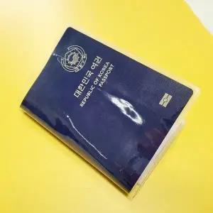 커플여권커버 가족 커플 얇고질긴 입출국식 여권보호파우치 투명 (WFKKAHP)