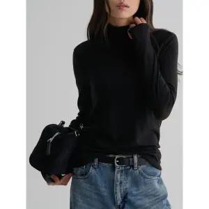 [에잇세컨즈] 울텐셀 터틀넥 티셔츠 - 블랙 (356141CM15)