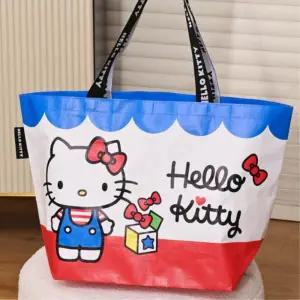 헬로키티 리유저블백 방수소재 여행 물놀이 짐가방 마트가방